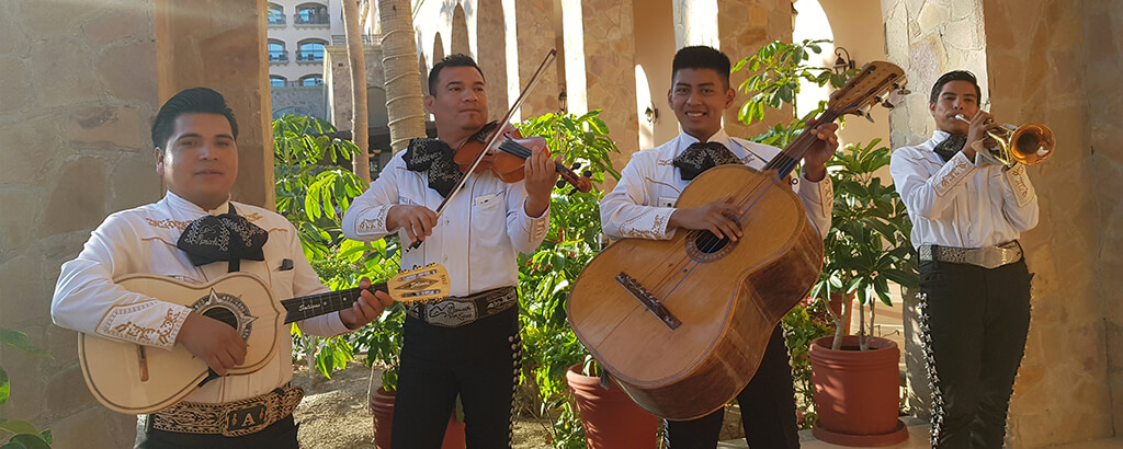Royal Solaris Los Cabos Dia de las Madres Mariachi Musica en Vivo