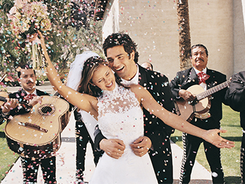 Musical accompaniment in your mexico beach wedding